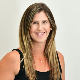 Headshot of Lauren McDaniel